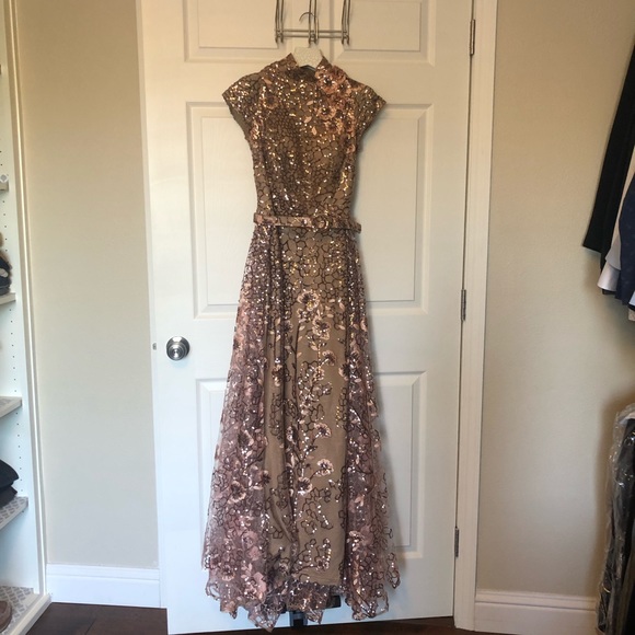 Haute Couture Fouad Sarkis Gown - Picture 3 of 8